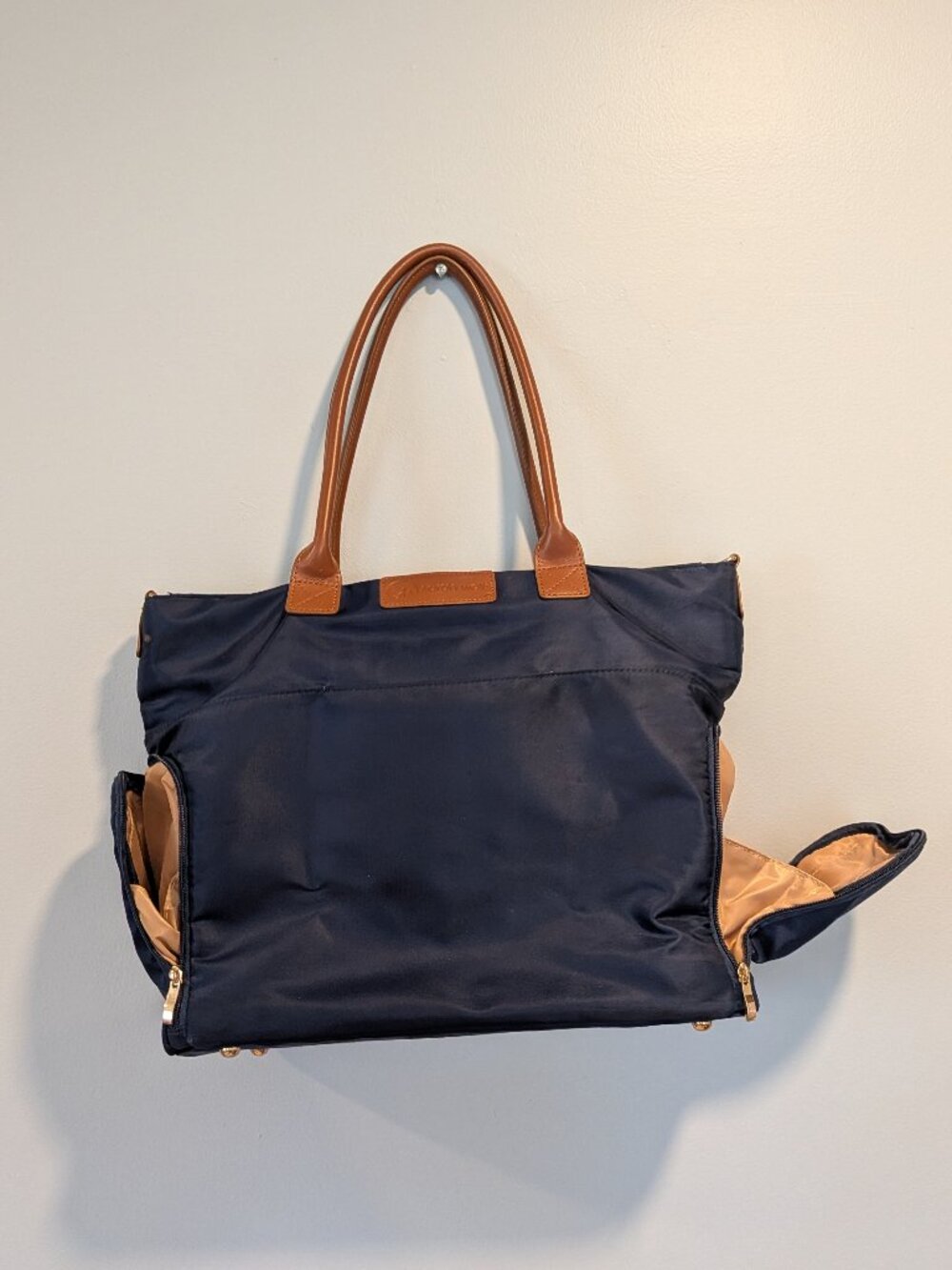 Sarah Wells Abby pumping tote bag Navy blue